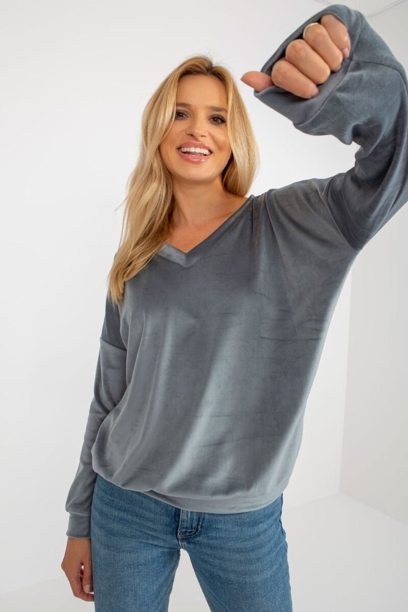 Sweatshirt model 185953 Relevance - Image 2