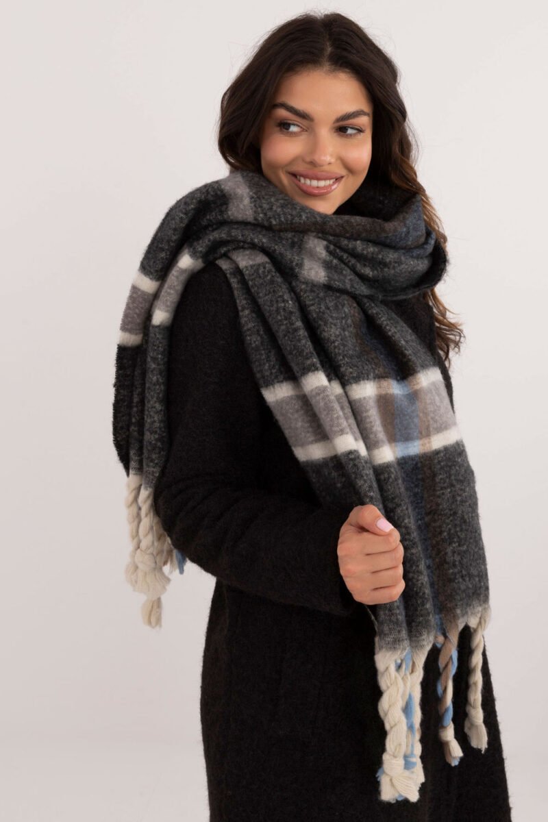 Shawl model 202575 AT - Image 2